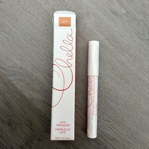 Chella Latte Highlighter